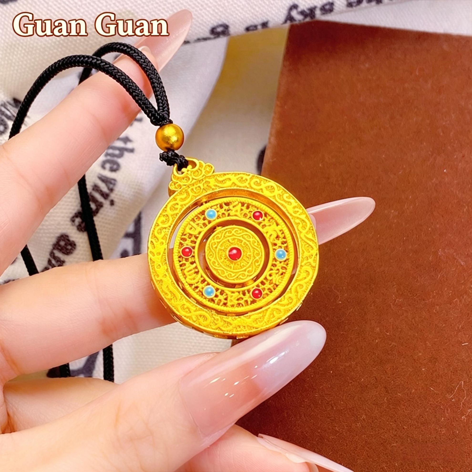 [N6-1-9] Dripping glue to turn the eight-treasure compass pendant + black rope