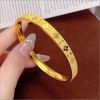 图片 黄铜镀金饰品精工钉砂满天星手镯女轻奢高级感金镯子里外一色电镀